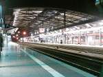 Der Erfurter Hauptbahnhof bei Nacht